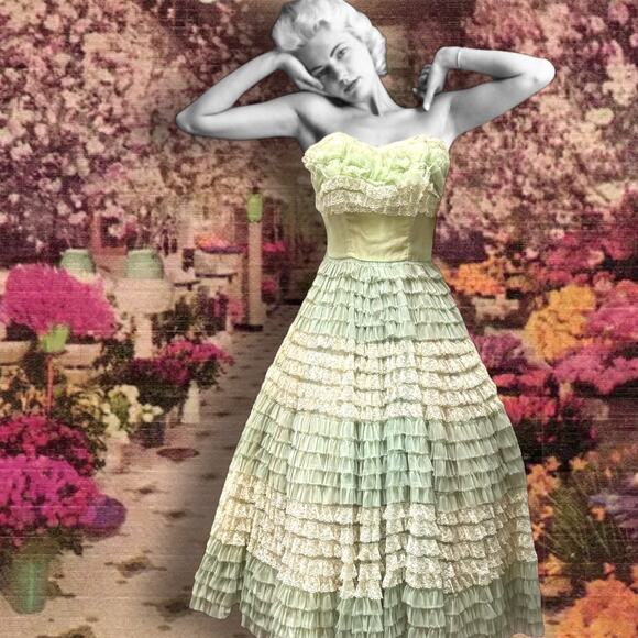 VNTG Green Cupcake Prom Dress Lace Chiffon Tiered Ruffled Strapless Gown 1950s - Picture 1 of 16